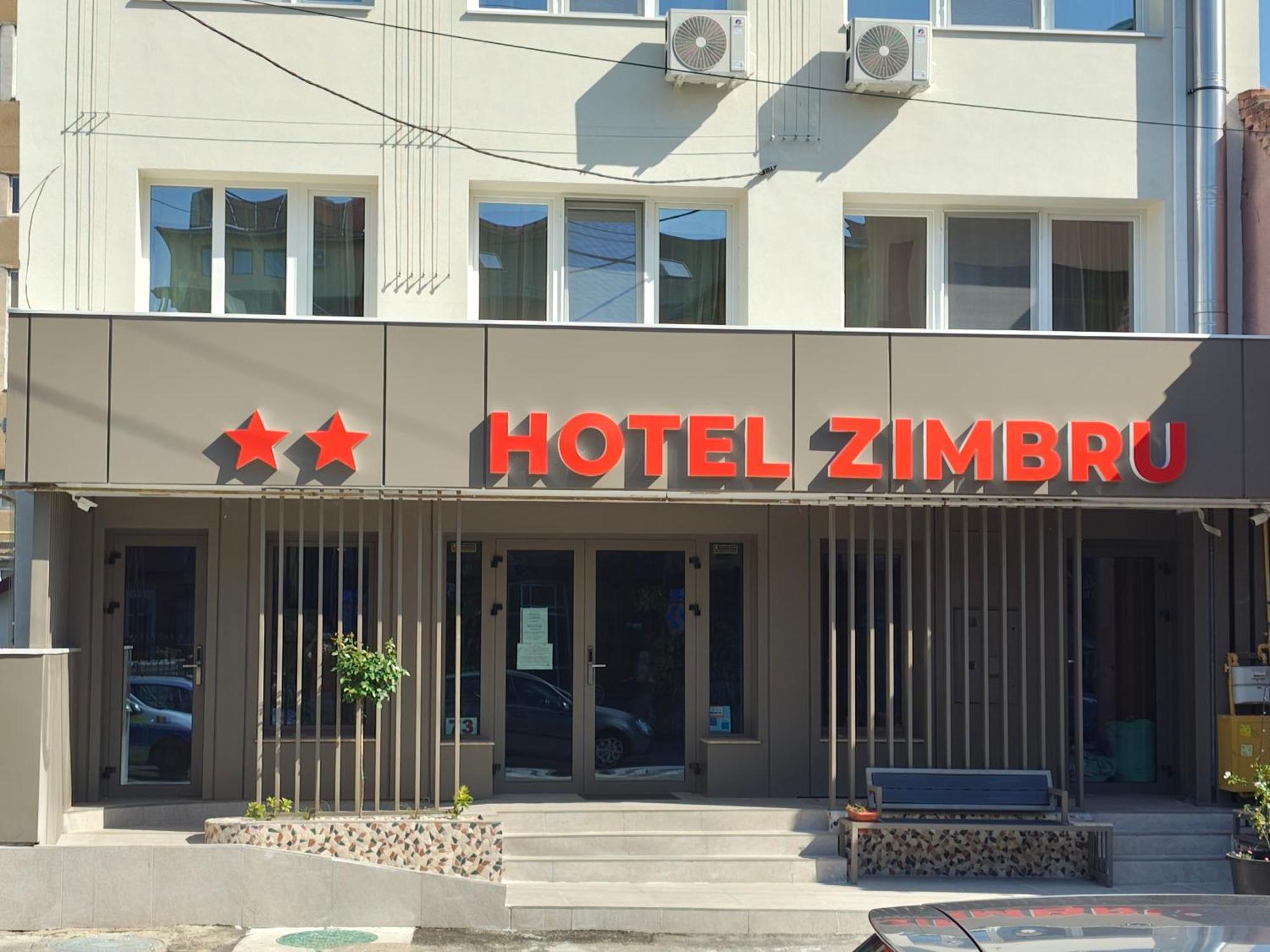Hotel Zimbru Cluj-Napoca Luaran gambar