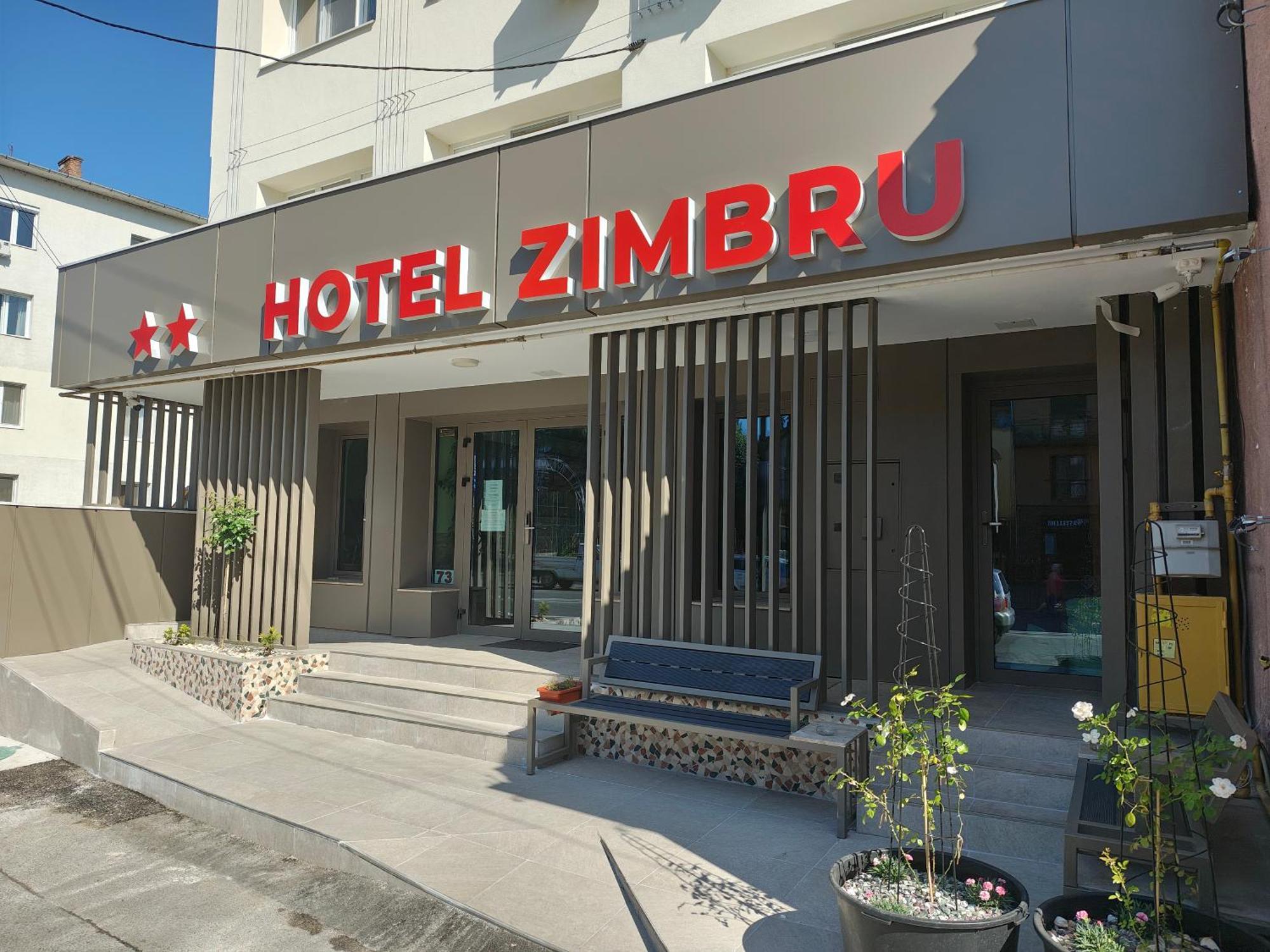 Hotel Zimbru Cluj-Napoca Luaran gambar
