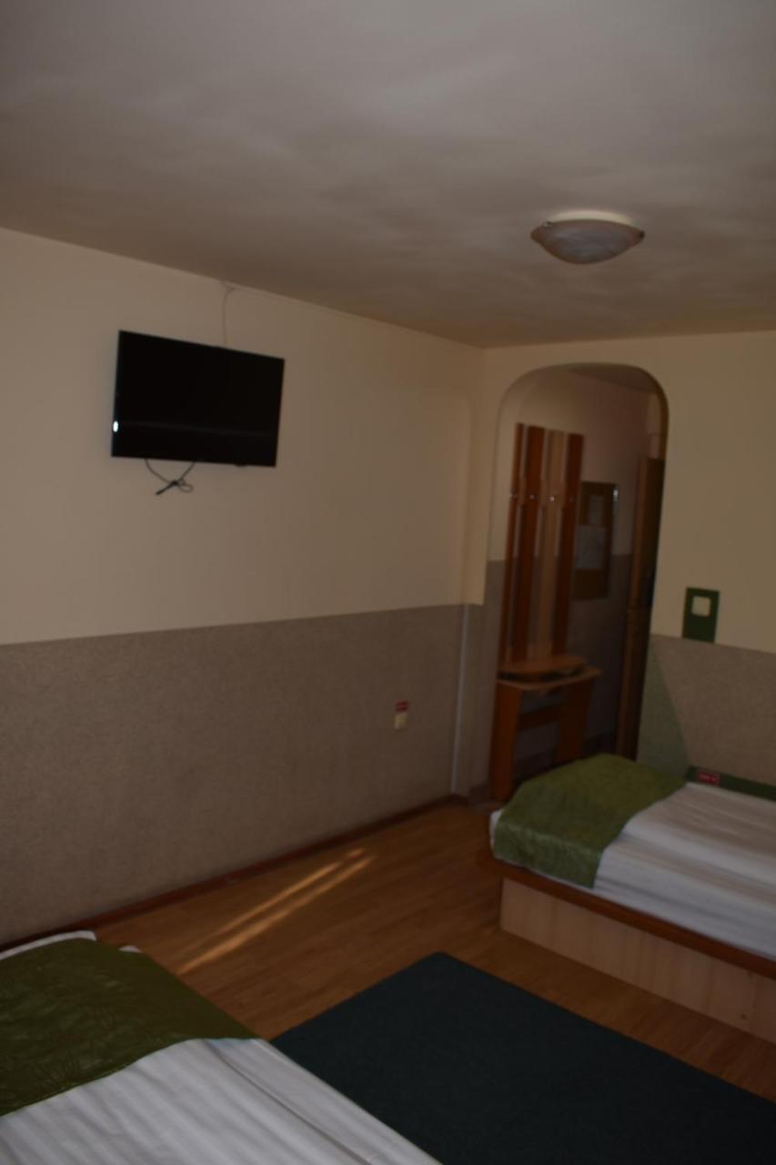 Hotel Zimbru Cluj-Napoca Luaran gambar