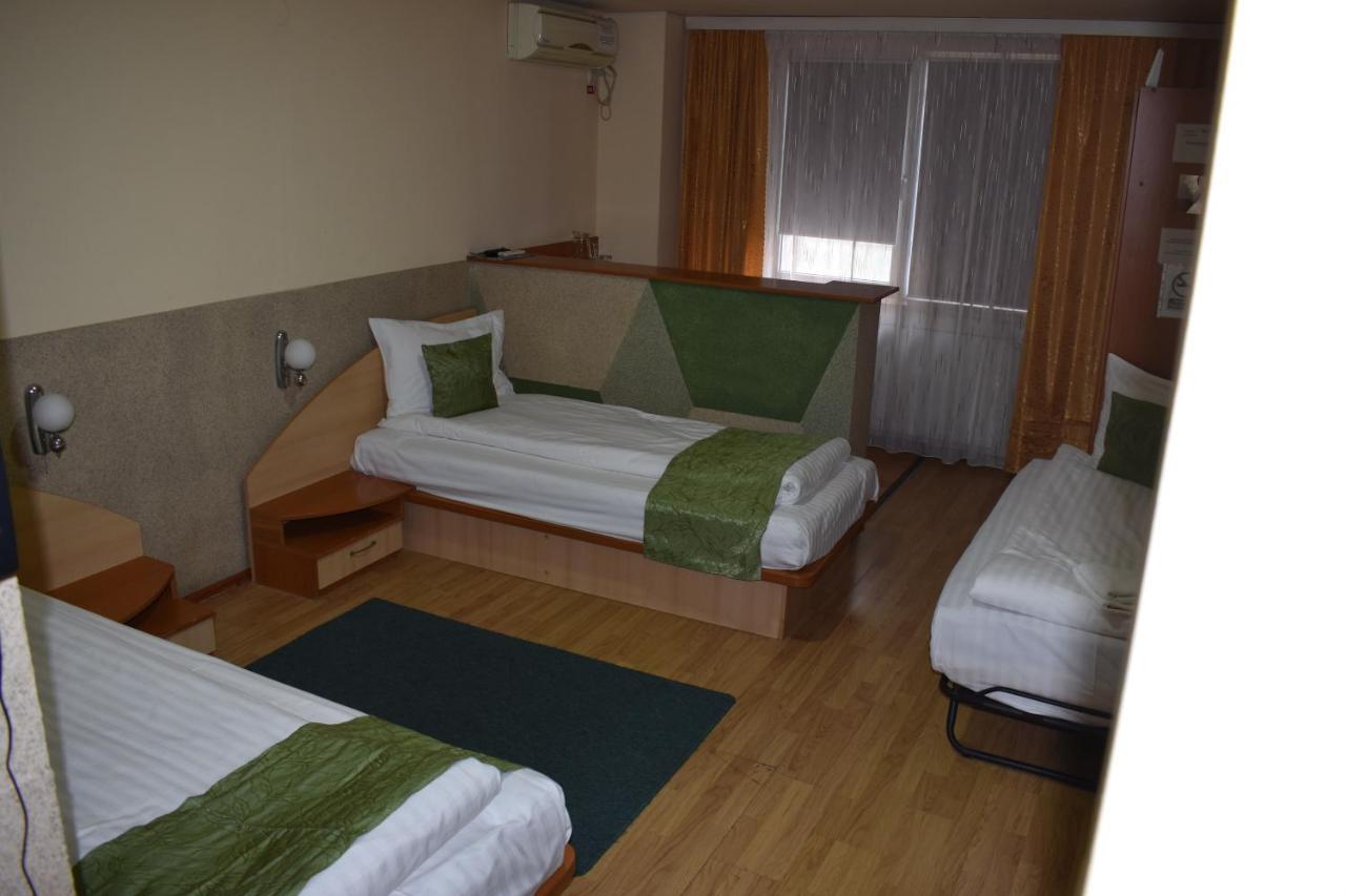 Hotel Zimbru Cluj-Napoca Luaran gambar